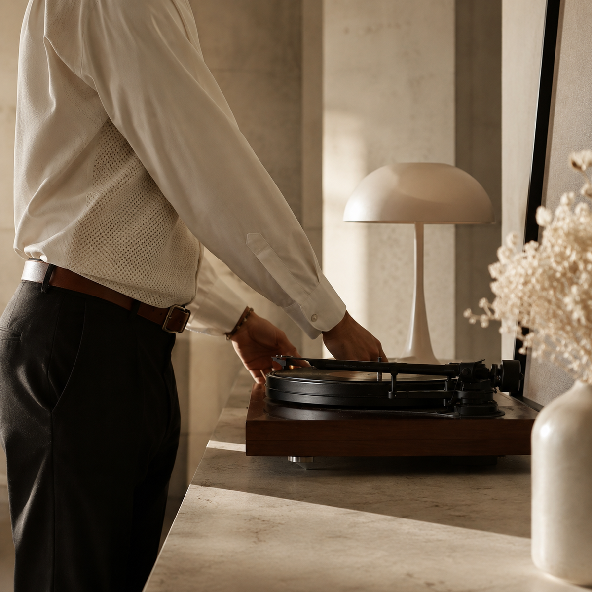 VoltNest editorial technology lifestyle